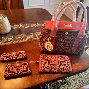 Spartina Purse and wallet set, Brand New!